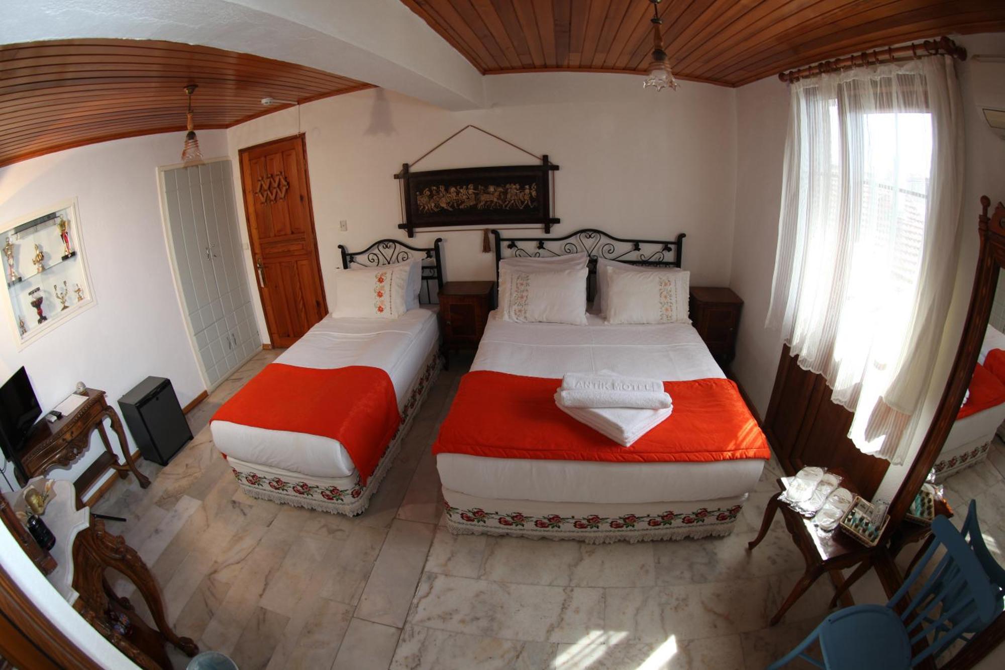 Alacati Antik Motel Çeşme Exterior foto